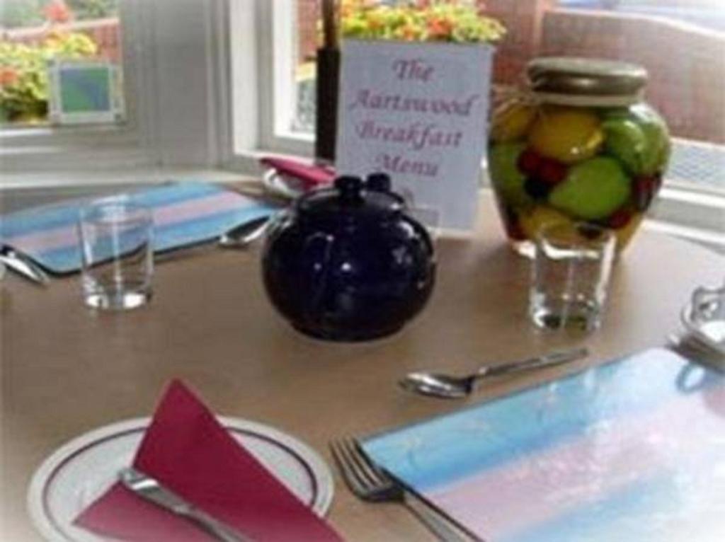 Aartswood Guest House Scarborough Eksteriør bilde